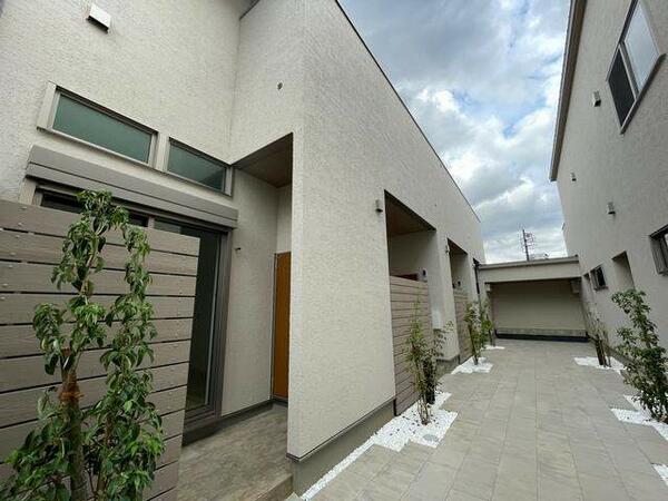 detached 埼玉県さいたま市中央区上落合８丁目

地図を見る