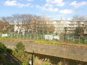 ユニヴェルシオール学園の丘