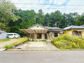 栃木県鹿沼市板荷