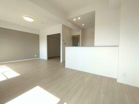 グラン・ドムール北野田