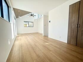 千葉県浦安市高洲３丁目