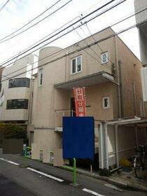 東京都港区南麻布３丁目