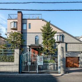 東京都渋谷区西原３丁目