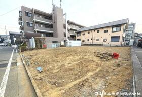 東京都世田谷区喜多見１丁目