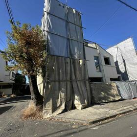 東京都世田谷区経堂３丁目