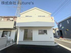 埼玉県三郷市戸ケ崎３丁目