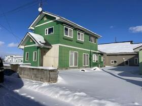 青森県十和田市大字三本木字本金崎