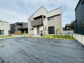 千葉県富里市七栄