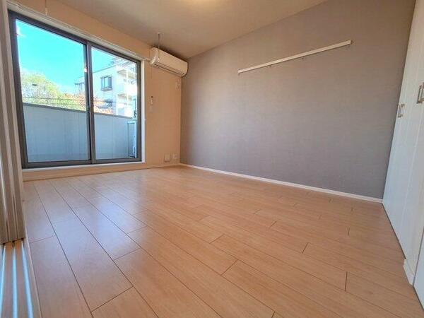 apartment 埼玉県戸田市下戸田１丁目
地図を見る