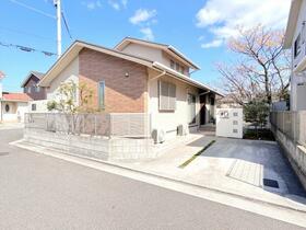 香川県高松市仏生山町甲