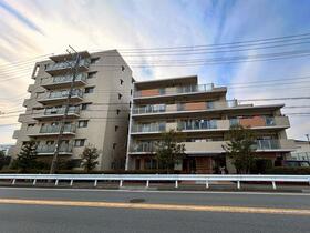 リーデンススクエア八田　１０２