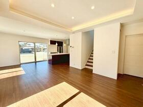 千葉県八街市八街ほ