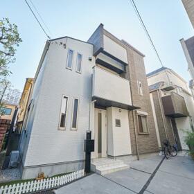 東京都新宿区北新宿３丁目