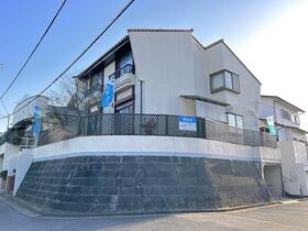 兵庫県川西市萩原台西３丁目