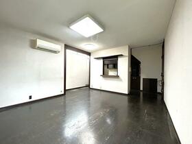 兵庫県川西市萩原台西３丁目