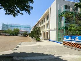 ステイツ武蔵新城モールサイド