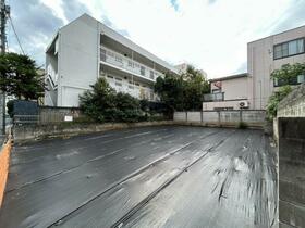 東京都新宿区大久保２丁目