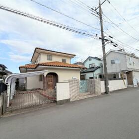 埼玉県所沢市中新井１丁目