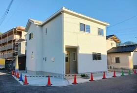 広島県安芸郡坂町坂東１丁目