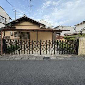 京都府向日市寺戸町笹屋