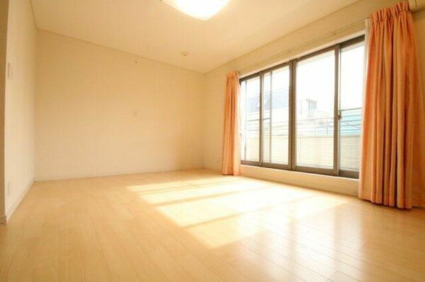 detached 東京都文京区西片２丁目

地図を見る