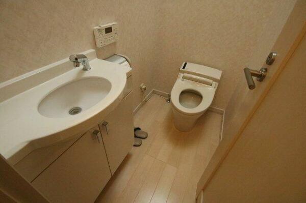 detached 東京都文京区西片２丁目

地図を見る