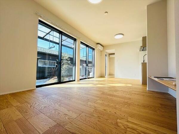 detached 東京都昭島市美堀町５丁目

地図を見る