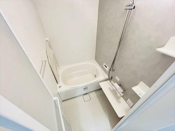 detached 東京都昭島市美堀町５丁目

地図を見る