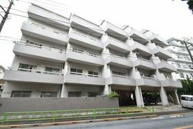 マコト・パレス