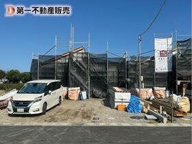 三重県亀山市能褒野町