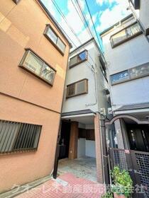 大阪府寝屋川市北大利町