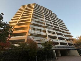 タイムズ・ピース・スクエア・スイートガーデンシティ