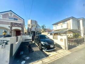 埼玉県吉川市高久１丁目