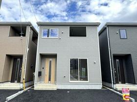 埼玉県三郷市戸ケ崎３丁目