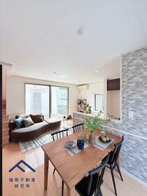 福岡県福岡市早良区原８丁目