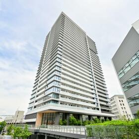 Ｂｒｉｌｌｉａ　Ｔｏｗｅｒ箕面船場ＴＯＰ　ＯＦ　ＴＨＥ　ＨＩＬＬ