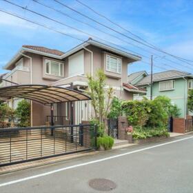 東京都町田市三輪緑山４丁目