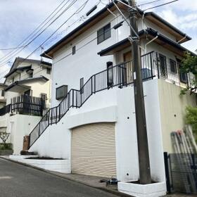 神奈川県横浜市港南区港南台８丁目