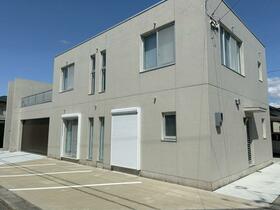 富山県富山市三室荒屋