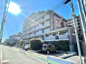 東京都三鷹市下連雀７丁目