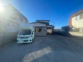 青森県むつ市小川町２丁目