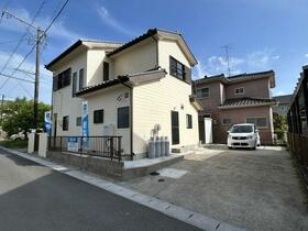 三重県亀山市能褒野町