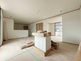 滋賀県甲賀市信楽町勅旨
