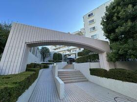 メゾン横浜能見台Ｂ棟