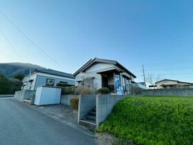 新潟県西蒲原郡弥彦村大字上泉