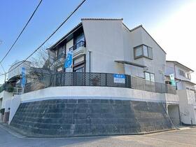 兵庫県川西市萩原台西３丁目