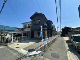 大阪府岸和田市八阪町３丁目