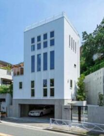 東京都新宿区中井２丁目