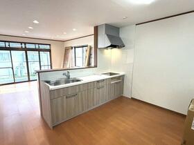 長野県岡谷市長地柴宮１丁目