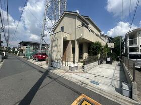 東京都三鷹市深大寺２丁目